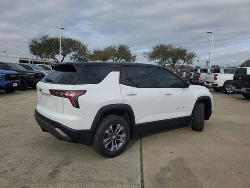 New 2026 Chevrolet Equinox LT image 7