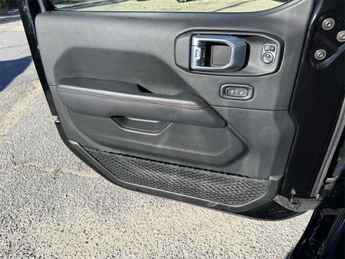 Used 2021 Jeep Wrangler Unlimited Rubicon image 17