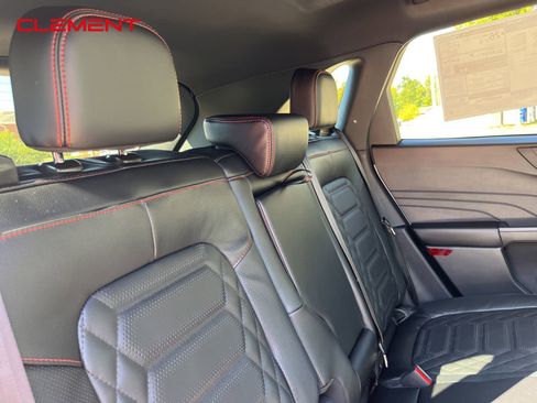 New 2024 Ford Escape ST-Line Elite w/ Premium Technology Package image 39