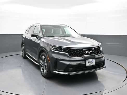 Certified 2023 Kia Sorento SX Prestige AWD/4WD image 3