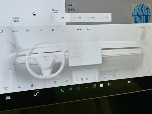 Used 2023 Tesla Model Y Performance image 24