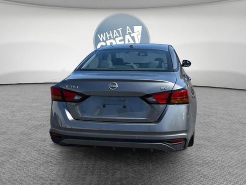 Used 2023 Nissan Altima 2.5 SV image 5
