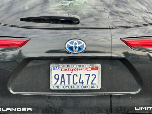 Used 2022 Toyota Highlander Limited image 50