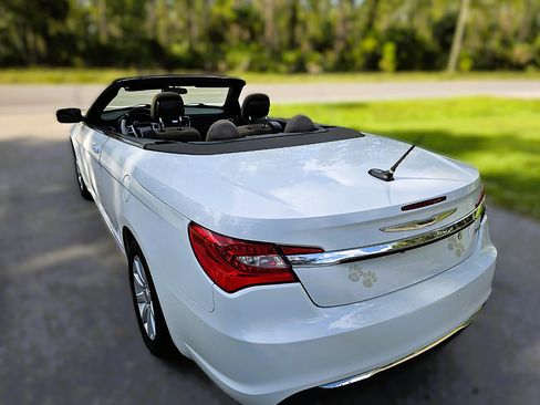 Used 2012 Chrysler 200 Touring image 11