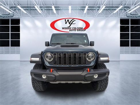 Used 2025 Jeep Gladiator Mojave w/ Safety Group image 8