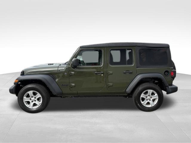 Used 2022 Jeep Wrangler Unlimited Sport AWD/4WD image 12