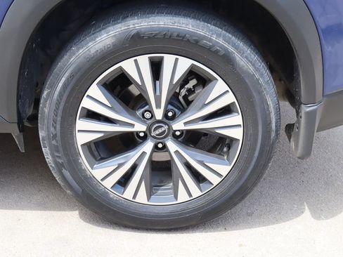 Used 2023 Nissan Rogue SV w/ SV Premium B Package FWD image 28