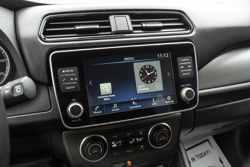 Used 2025 Nissan Leaf S FWD image 8