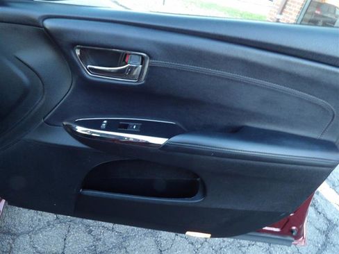 Used 2014 Toyota Avalon image 18