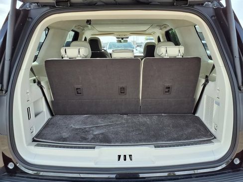 Used 2024 Lincoln Navigator Black Label AWD/4WD image 29