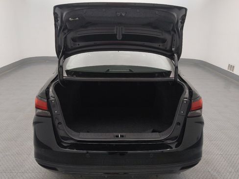 Used 2025 Nissan Versa S w/ Trunk Package FWD image 29
