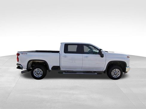 Used 2024 Chevrolet Silverado 2500 LT image 5