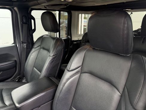 Used 2022 Jeep Wrangler Unlimited Sport AWD/4WD image 15