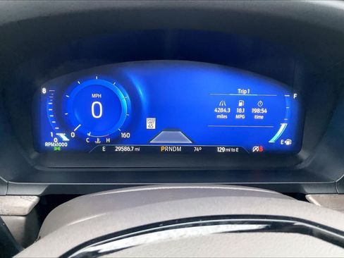 Used 2021 Ford Explorer Platinum w/ Premium Technology Package RWD image 25