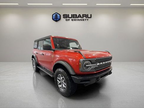 Used 2024 Ford Bronco Badlands image 8