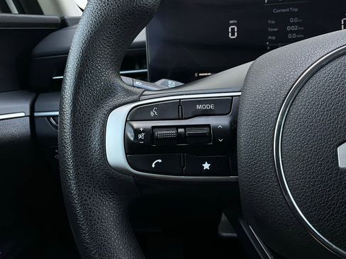 Used 2025 Kia K5 LXS image 35