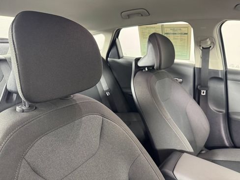 Used 2025 Kia K4 FWD image 30