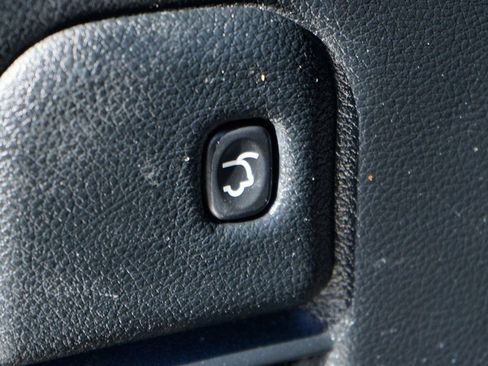 Used 2019 Jeep Grand Cherokee Limited X image 10