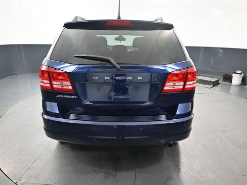 Used 2020 Dodge Journey SE w/ SE Popular Equipment Group FWD image 8