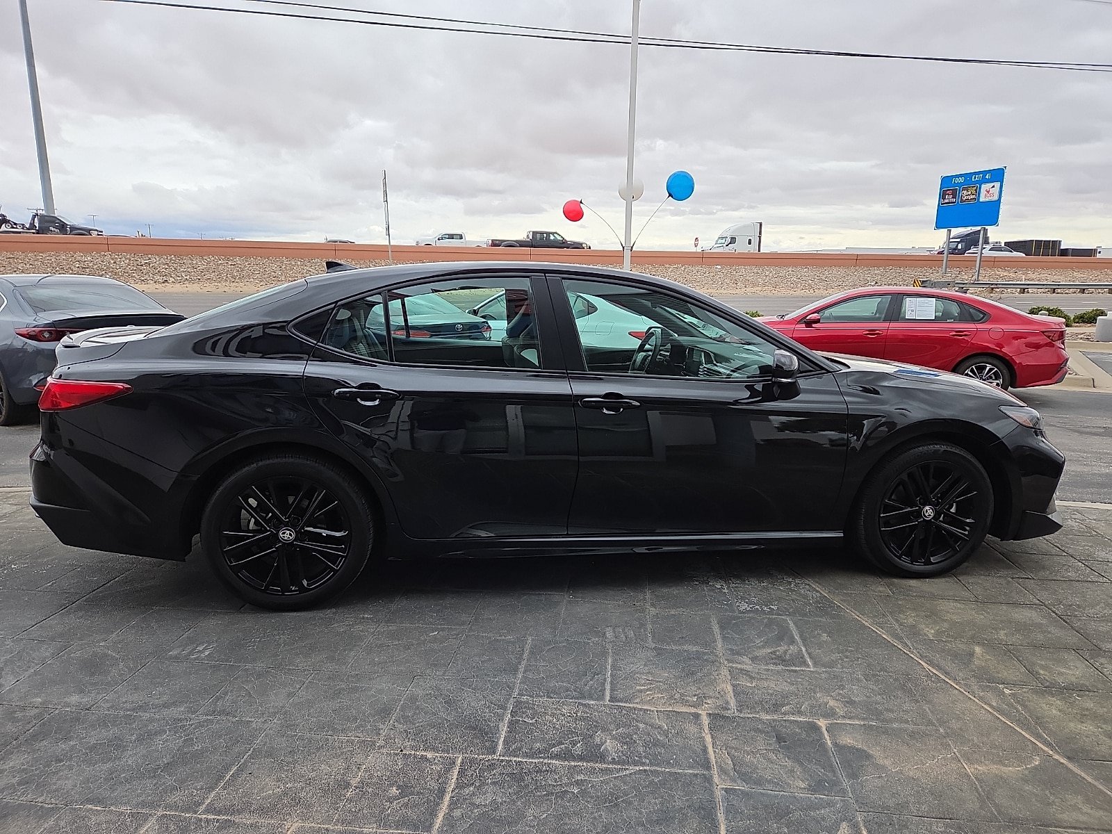 Used 2026 Toyota Camry SE FWD image 6