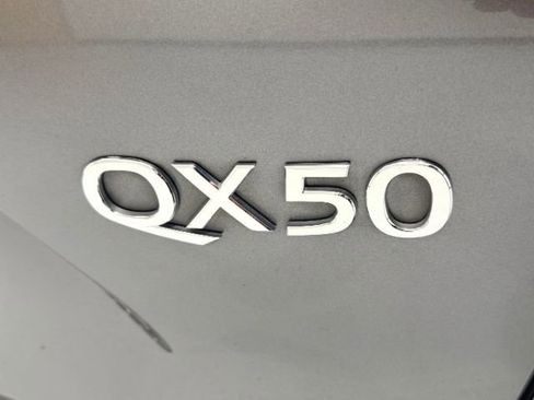 Used 2020 INFINITI QX50 Essential w/ Edition 30 Package image 21