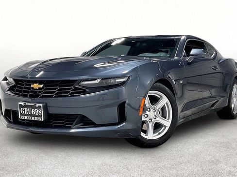 Used 2023 Chevrolet Camaro LT RWD image 14