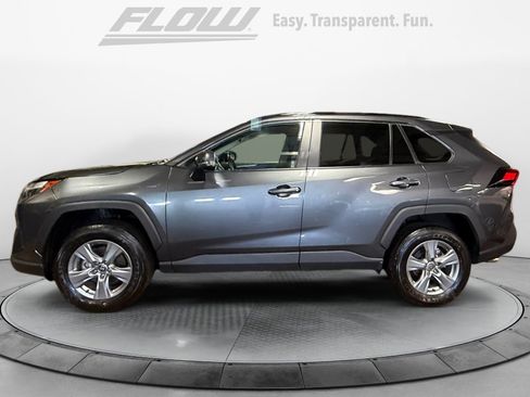 Used 2025 Toyota RAV4 XLE w/ Convenience Package image 5