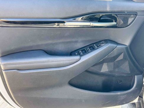 Used 2024 Kia Seltos S FWD image 25