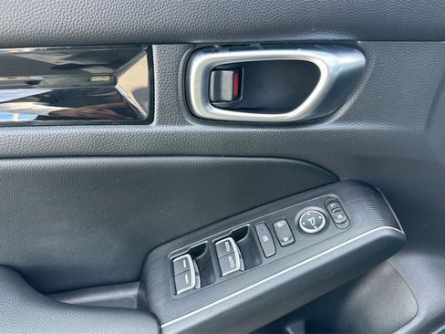 Certified 2023 Honda Civic Sport Touring image 11