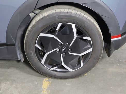 Used 2024 Hyundai Ioniq 5 SEL RWD image 41