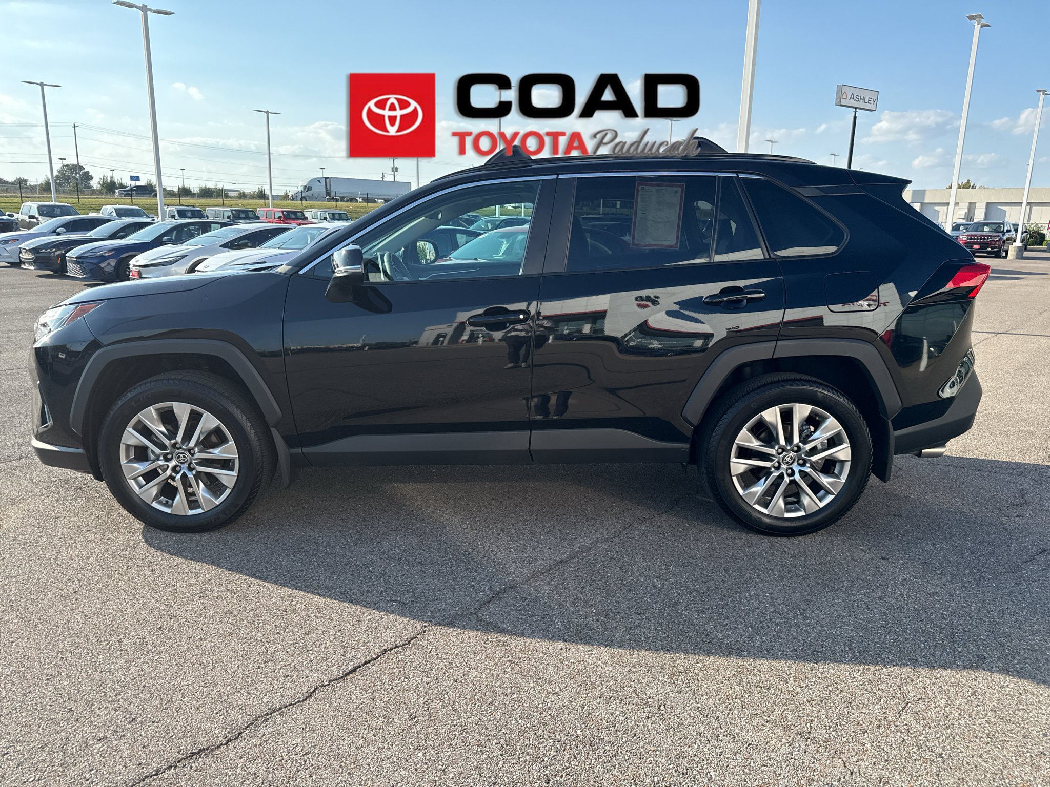 Certified 2025 Toyota RAV4 XLE Premium w/ Weather Package FWD image 2