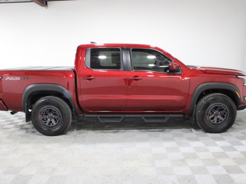 Used 2025 Nissan Frontier PRO-4X AWD/4WD image 26