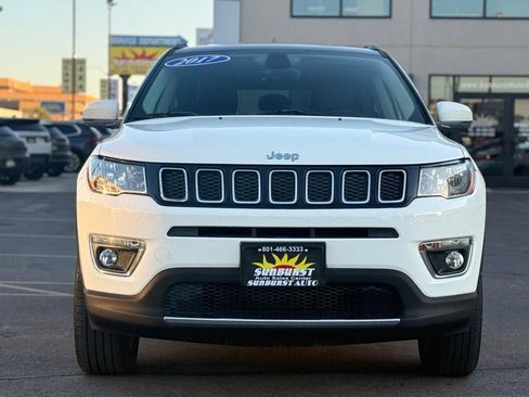 Used 2017 Jeep Compass Limited AWD/4WD image 2