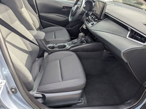Used 2025 Toyota Corolla LE image 31