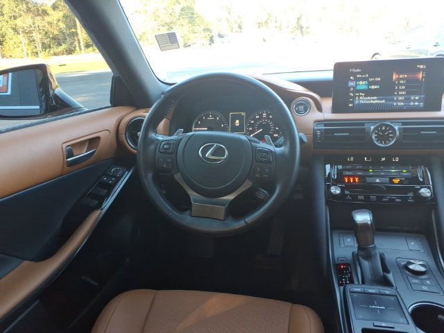 Used 2025 Lexus IS 350 F Sport w/ Accessory Package 2 RWD image 13