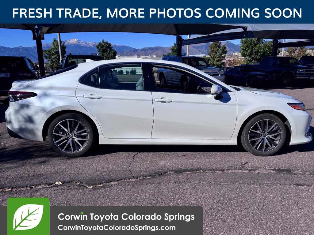 Used 2024 Toyota Camry XLE w/ Navigation Package FWD image 10
