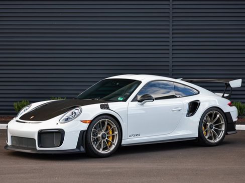 Certified 2018 Porsche 911 GT2 RS image 1