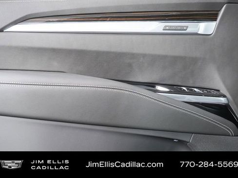 Certified 2026 Cadillac Escalade Luxury image 7