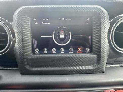 Used 2022 Jeep Gladiator Sport AWD/4WD image 20