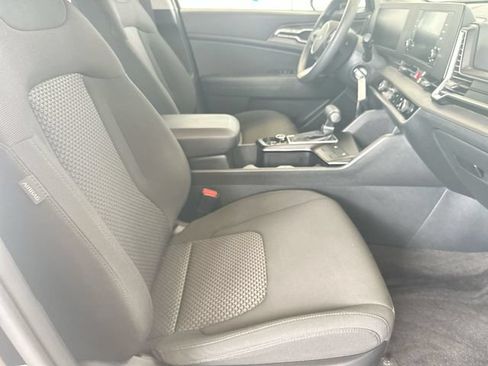 Certified 2025 Kia Sportage LX AWD/4WD image 26