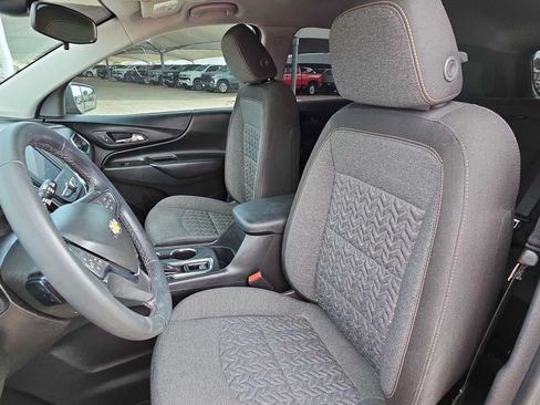 Used 2024 Chevrolet Equinox LT FWD image 16