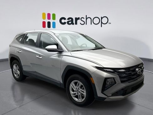 Used 2025 Hyundai Tucson SE image 7