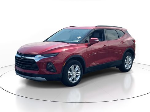 Used 2021 Chevrolet Blazer LT FWD image 3