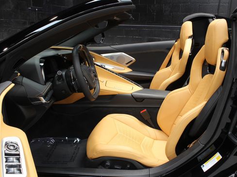 Used 2025 Chevrolet Corvette Stingray Preferred Conv w/ Z51 Performance Package image 42