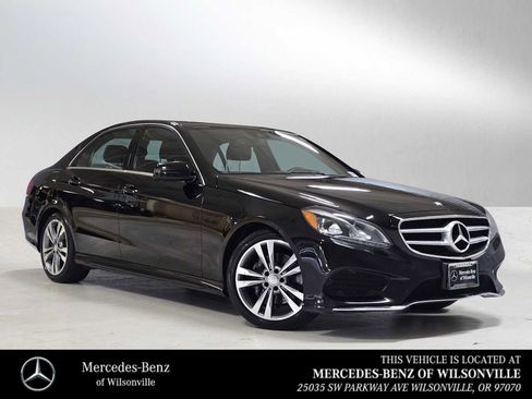 Used 2016 Mercedes-Benz E 350 4MATIC Sedan image 1