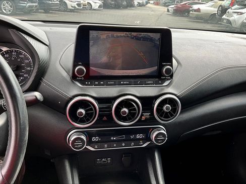 Used 2021 Nissan Sentra SV image 5