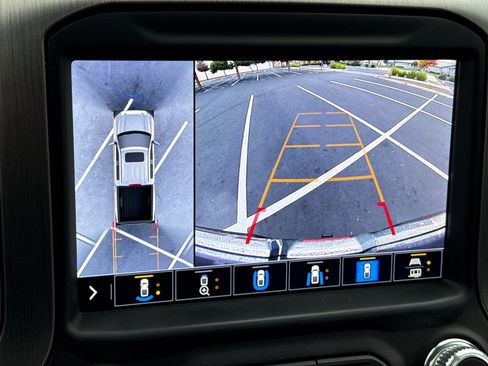 Used 2022 GMC Sierra 1500 Denali w/ Denali Reserve Package image 25