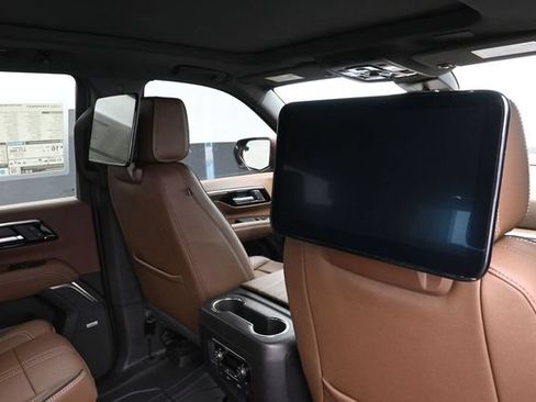 New 2026 Chevrolet Tahoe High Country AWD/4WD image 31