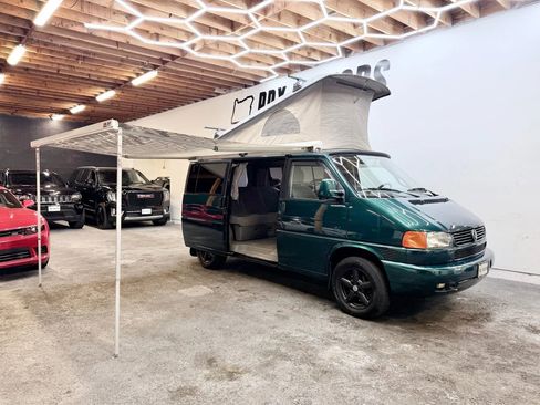 Used 2003 Volkswagen Eurovan MV image 25