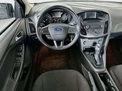 Used 2015 Ford Focus SE FWD image 10